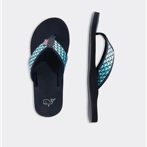 Vineyard Vines Black Flip Flops with Turquoise Patterned Straps unisex size 9